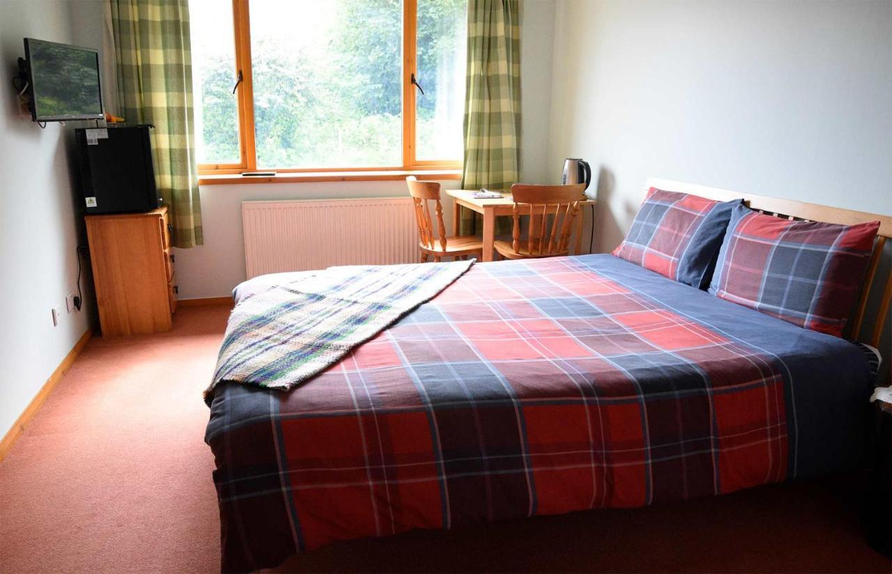 Kenmore Bed And Breakfast Portree Exterior photo